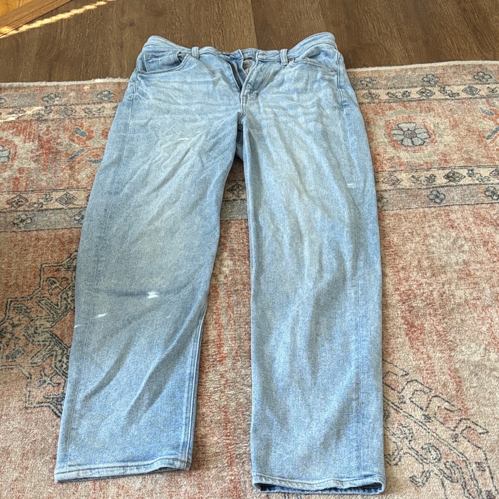 Women’s American Eagle Light Blue Jeans